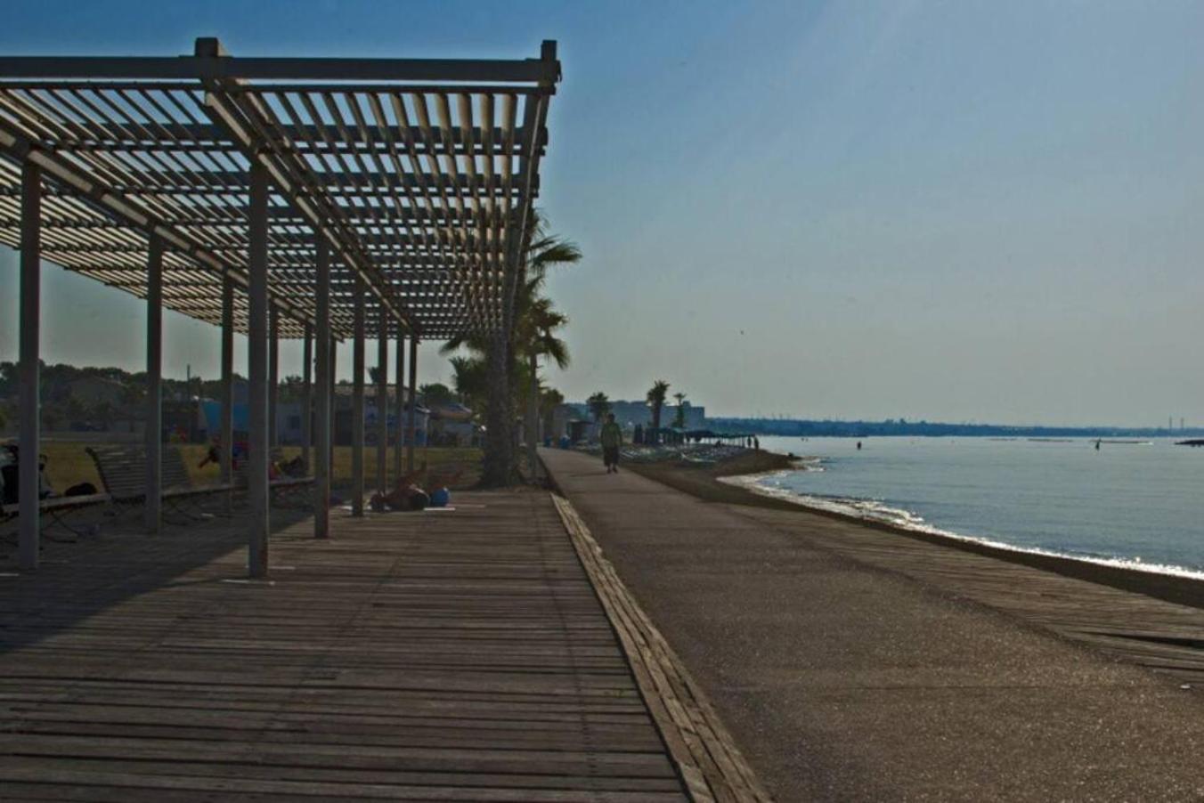 Oroklini Star 200Metres From The Sandy Beach Lárnaca Exterior foto